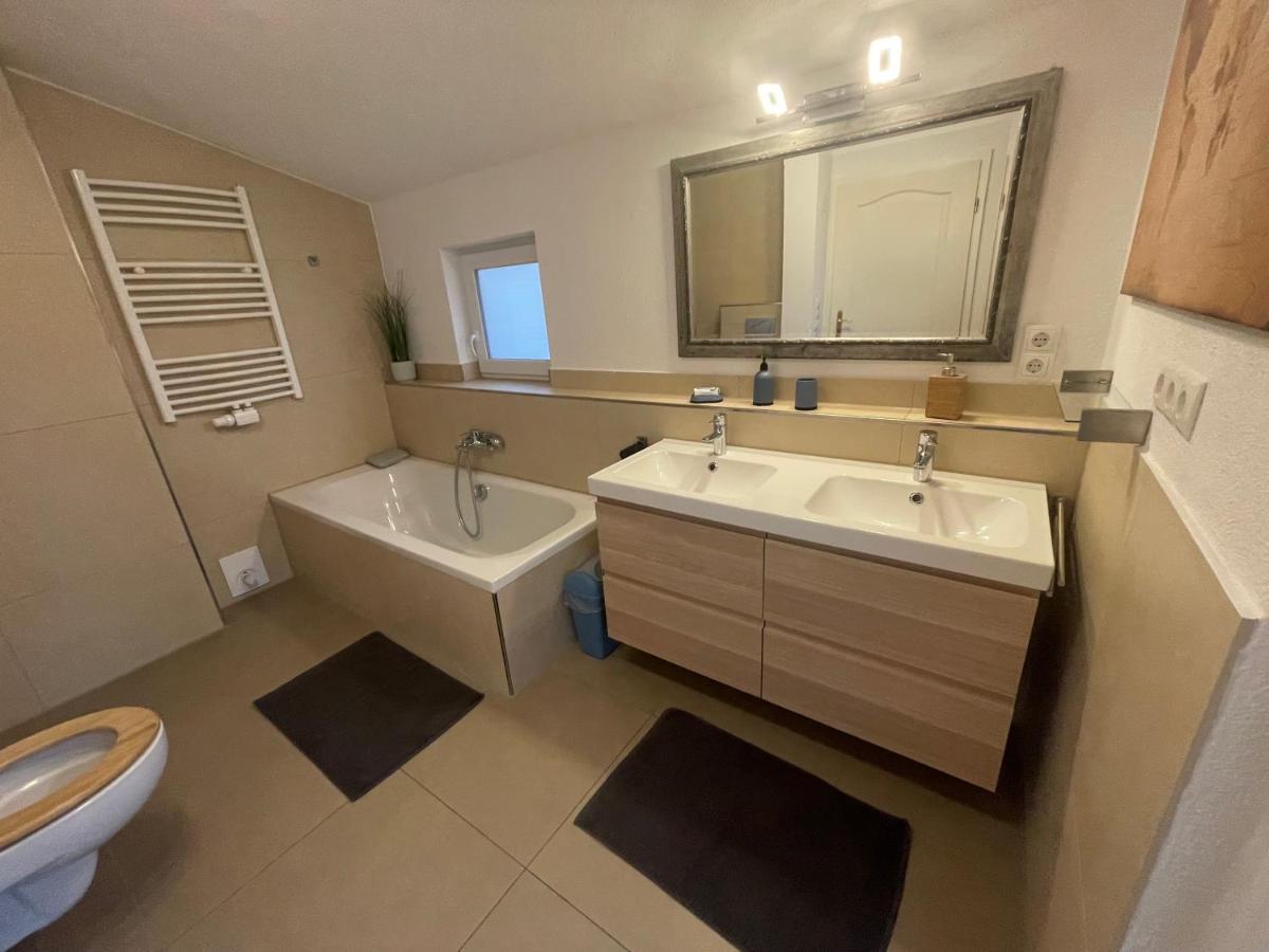#7 Doppelzimmer Mit Gemeinschaftsbad Memmingen Luaran gambar